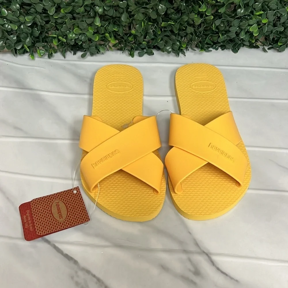 Havaianas Yellow Women's Sandals - Picture 1 of 4